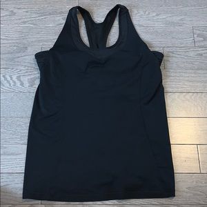 GUC Lululemon tank w/shelf bra, size 10.